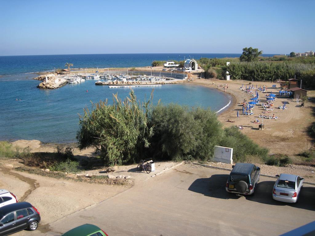 Trident Beach Apartment Протарас Экстерьер фото